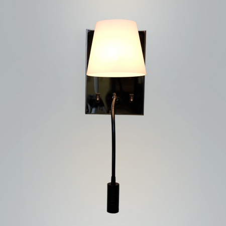 Linda Wall Lamp